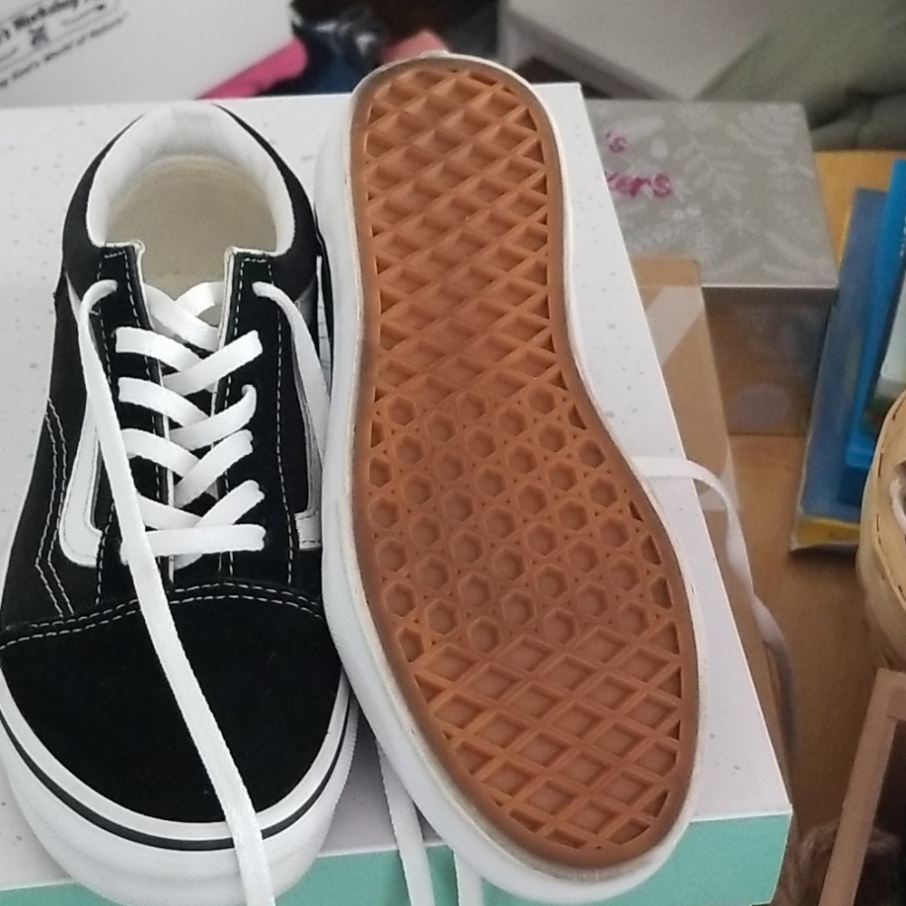 ⛔SOLD⛔Old Skool Lace Up Black/Tru Wht Kids - Picture 2 of 4